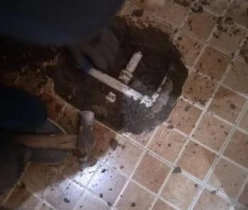 新宁卫生间漏水维修公司为您分享下卫生间渗水如何处理及注意事项