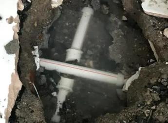 新宁阳台漏水维修公司为您分享楼上楼下漏水怎么处理